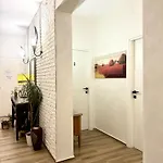 فندق مبيت وإفطار Serenity 4*