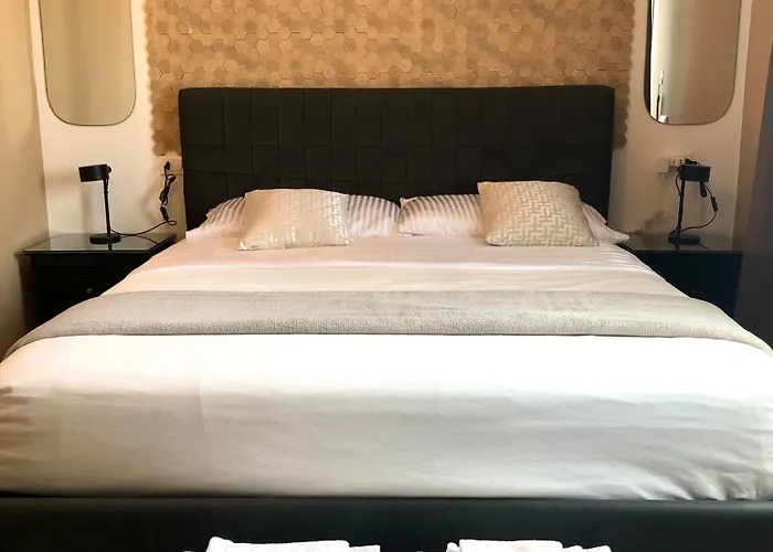 Serenity Bed and Breakfast 4*